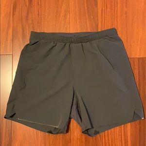 Men’s Lululemon All Terrain Shorts 6”